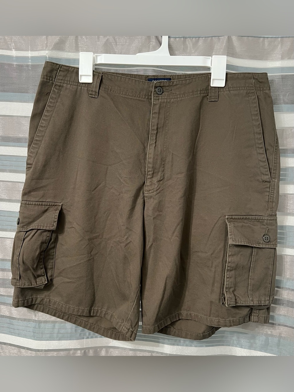 Dockers Relaxed Fit Men's British Khaki Cargo Shorts with Utility Pockets